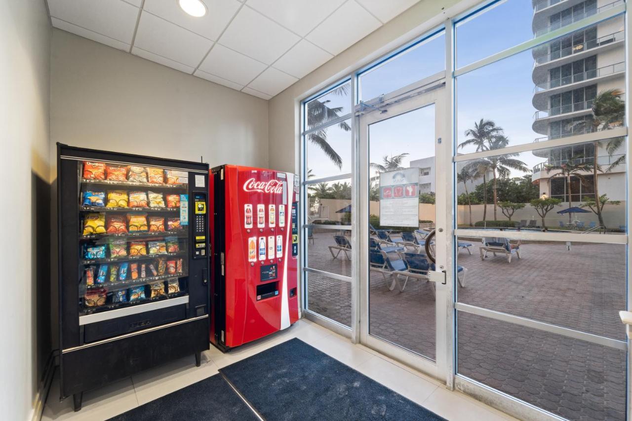 Beach Bliss Steps To Ocean, Pool & Game Room Fun Hollywood Eksteriør bilde